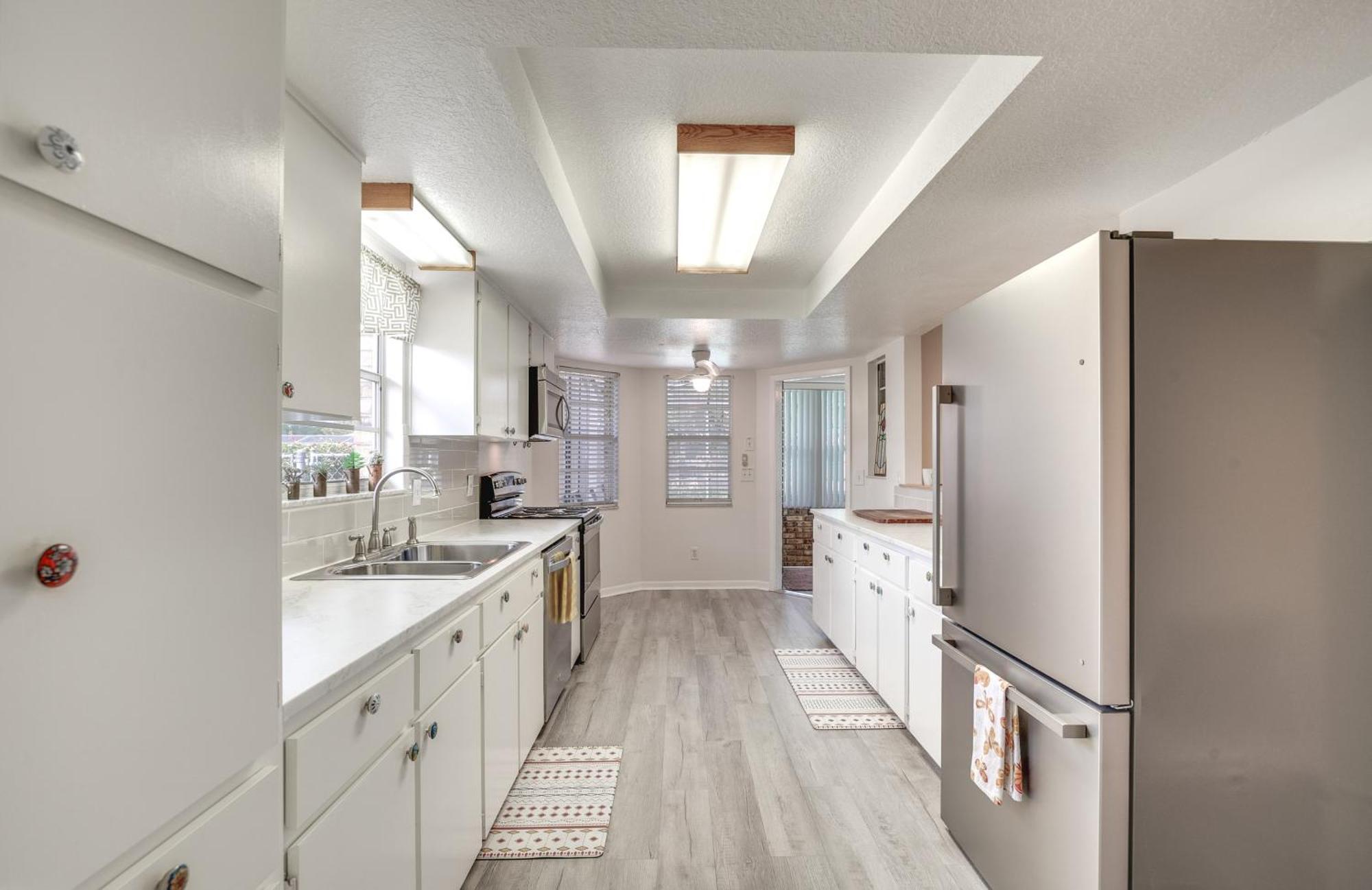 Вилла Spring Hill Retreat With Heated Pool And 4-In-1 Grill Экстерьер фото