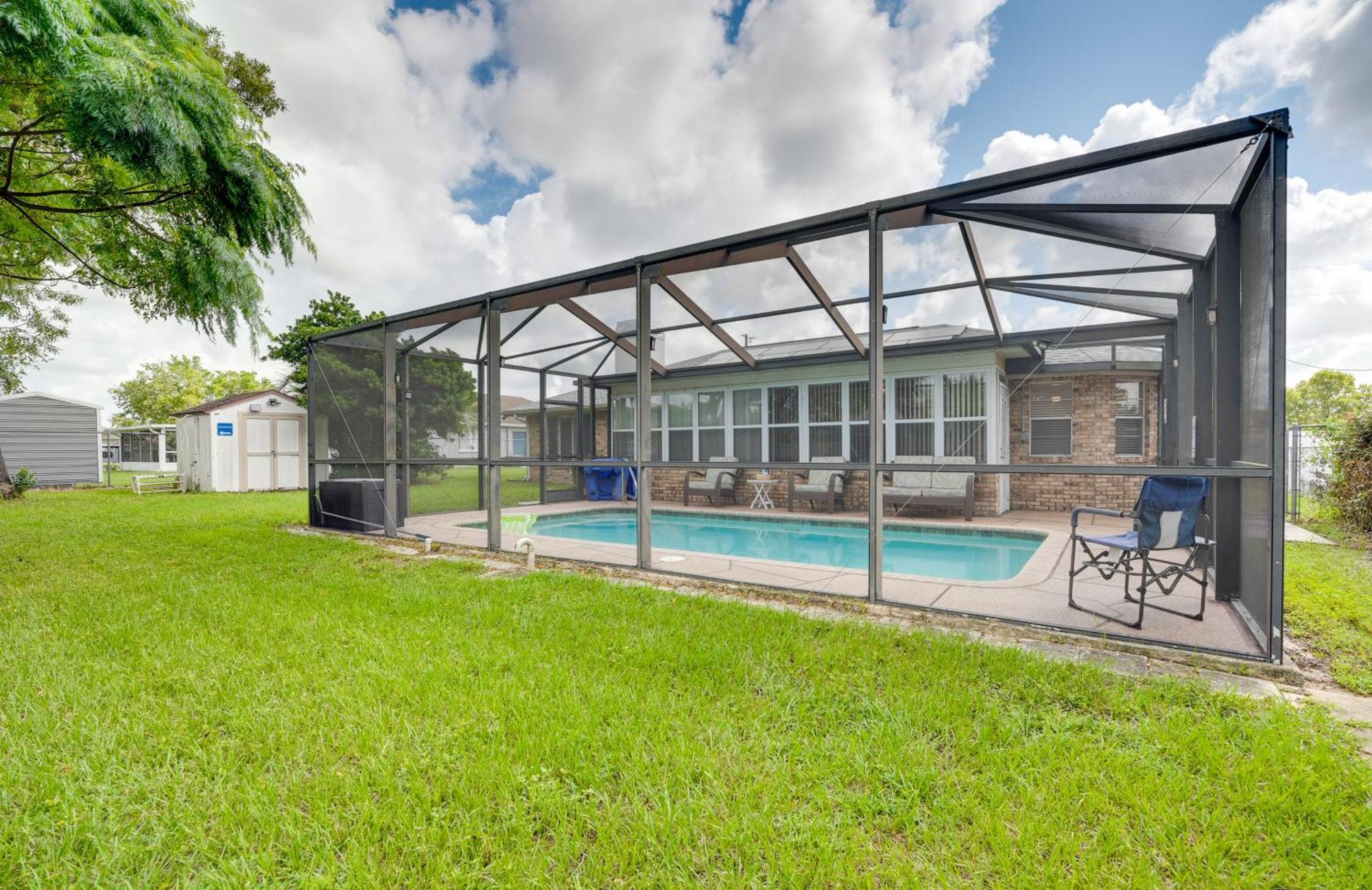 Вилла Spring Hill Retreat With Heated Pool And 4-In-1 Grill Экстерьер фото