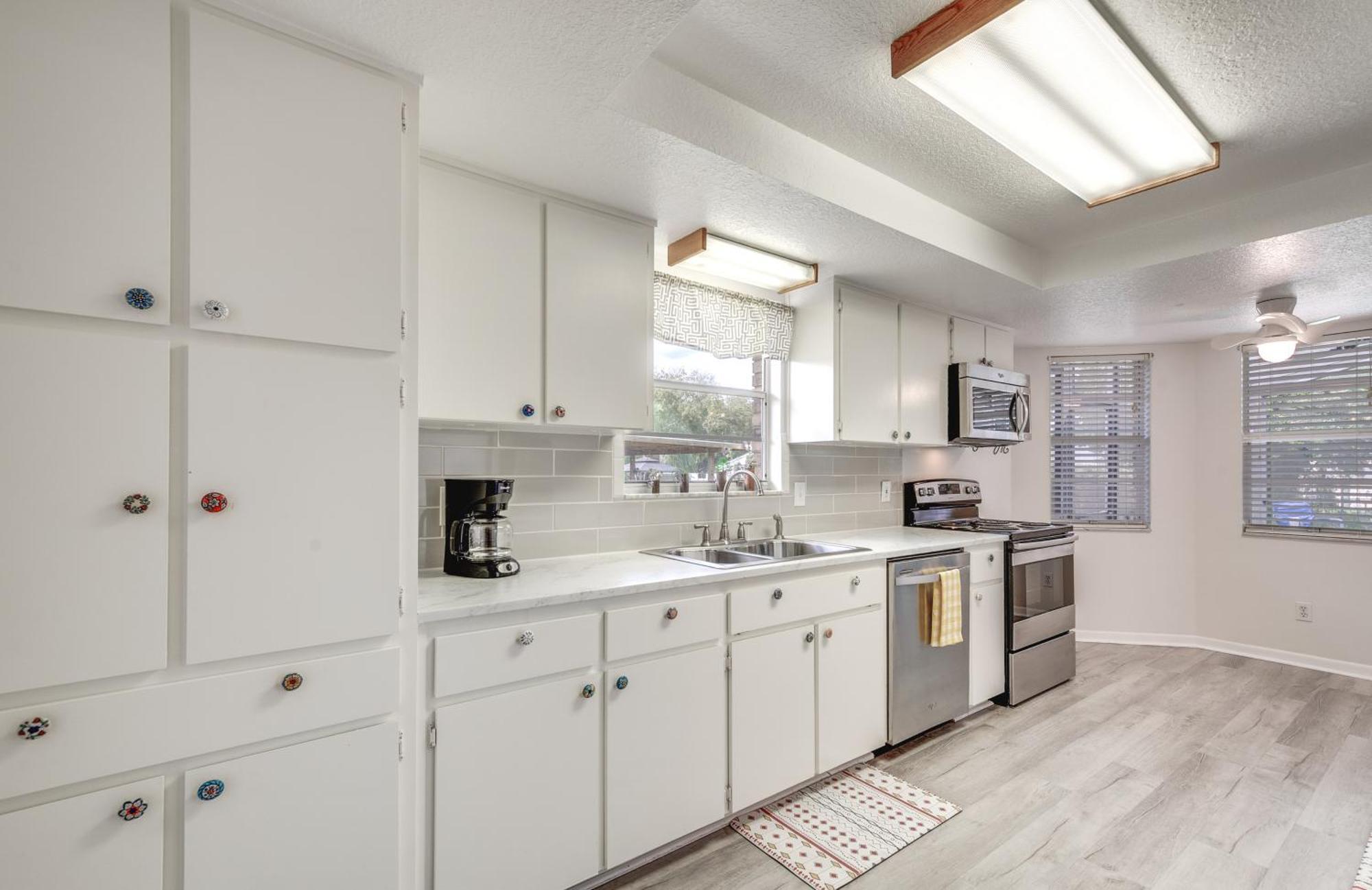 Вилла Spring Hill Retreat With Heated Pool And 4-In-1 Grill Экстерьер фото